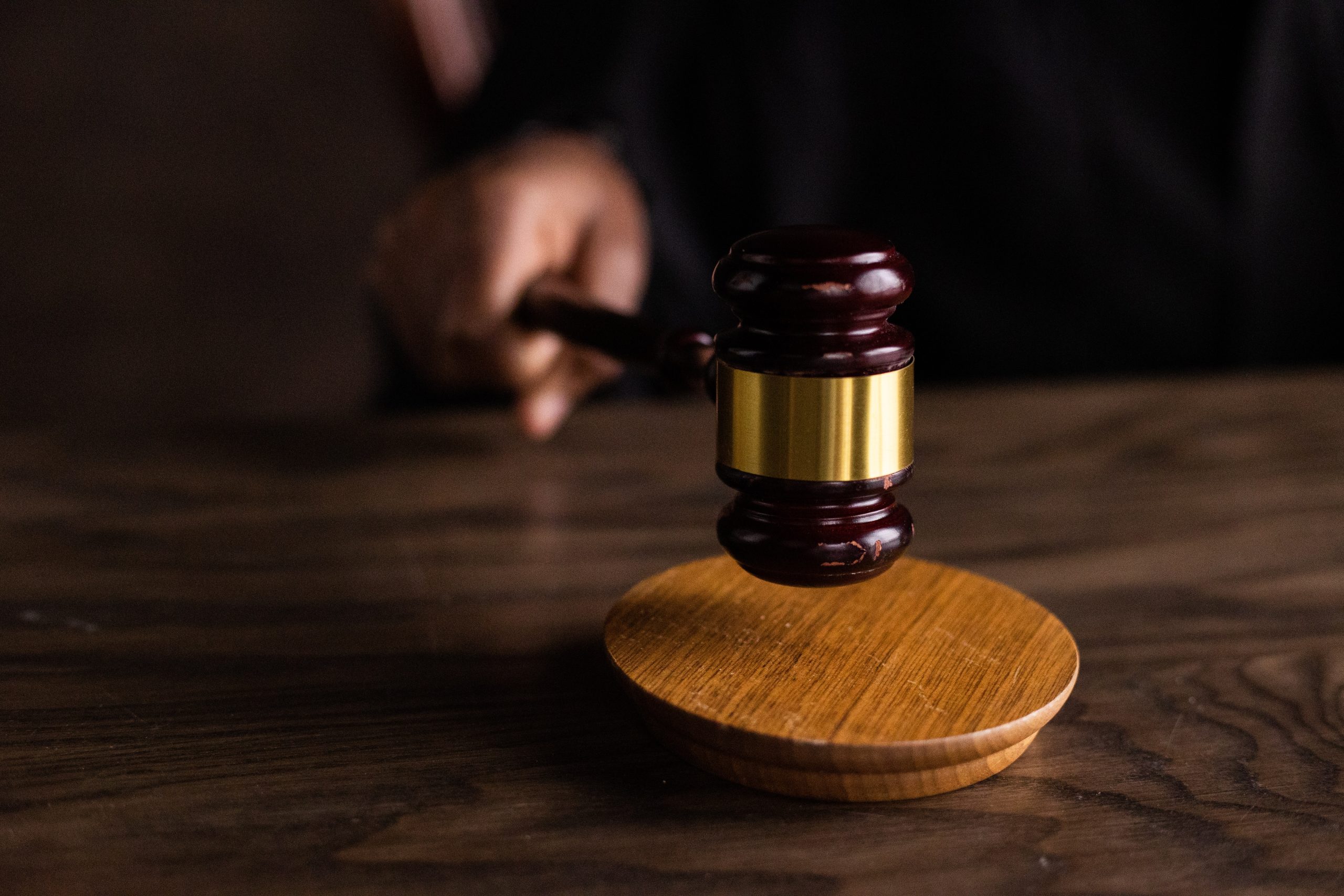 rituel pour gagner un procès